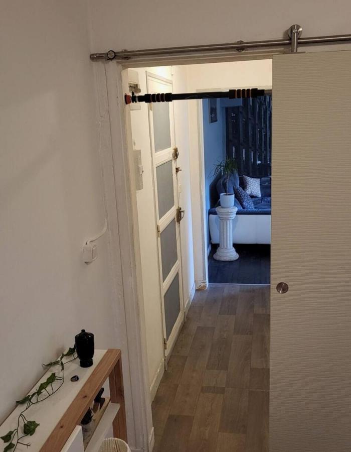 T2 Cosy Autonome H24 Parking Prive Attenant Tv 165Cm Netflix Wi-Fi Au Rez-De-Chaussee Alençon Kültér fotó